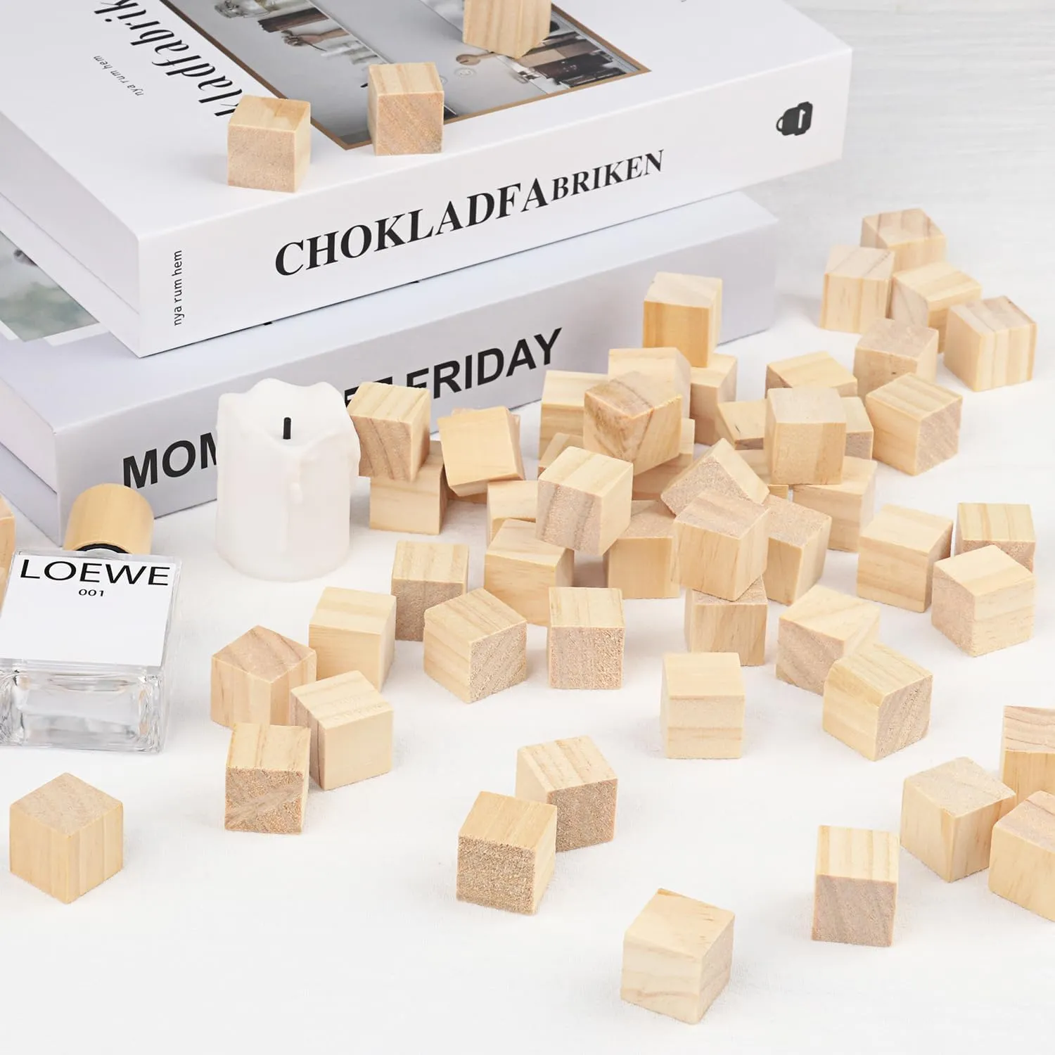 500 Packs Wooden Blocks for Crafts, 0.8 Inch Pine Wood Cubes, 2 x 2 x 2 cm Wooden Cubes for Paint, Stamp, Decorate, DIY Projects and Personalized Gifts,by GNIEMCKIN