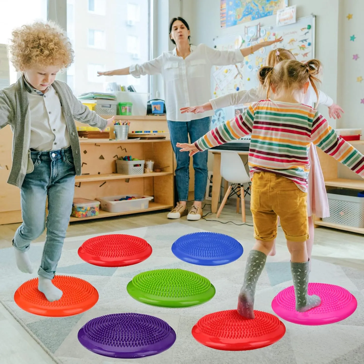 Amylove 6 Pcs Inflated Wobble Cushion Pump Wiggle Balance Sensory Flexible Seat for Kids Flexible Seating Exercise Disc Sensory Chair for Office School Home Equipment