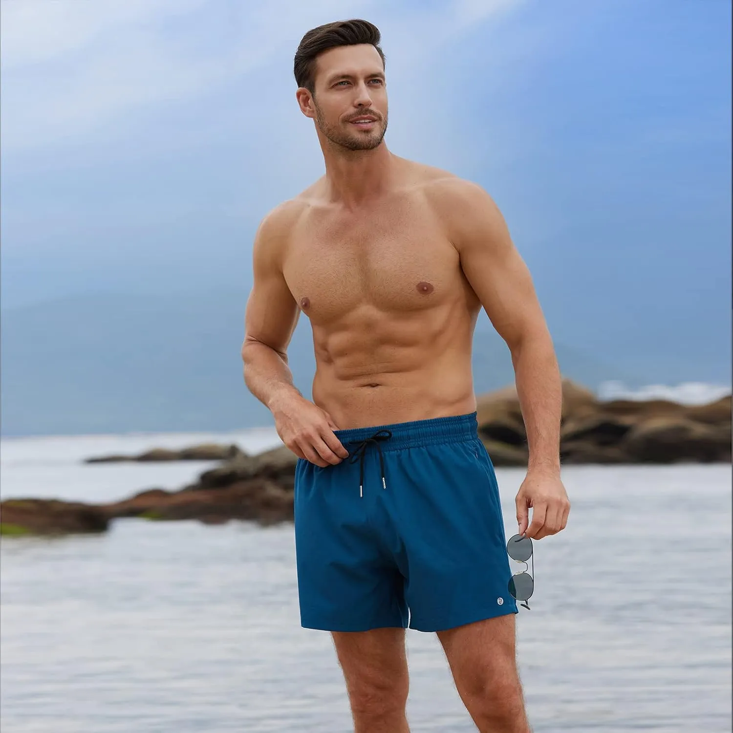 BRISIRA Mens Swim Trunks Bathing Suit 5 Inch Inseam Compression Liner Beach Swim Shorts Swimwear Quick Dry Zipper Pocket