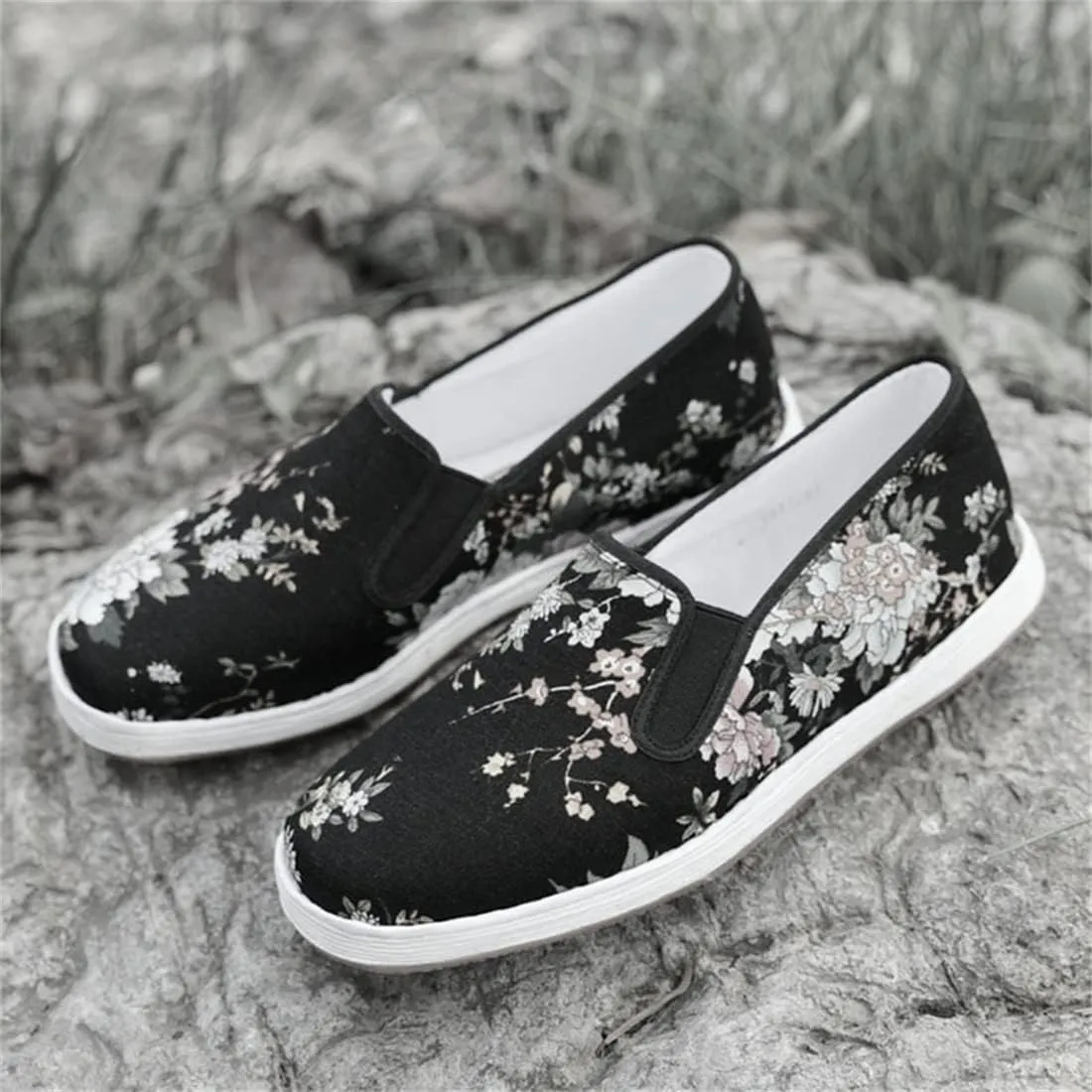 Chinese Traditional Old Beijing Handmade Melaleuca Sole Flower Cloth Shoes,Men's Fashion Pattern Casual Cloth Shoes,Black,10.5