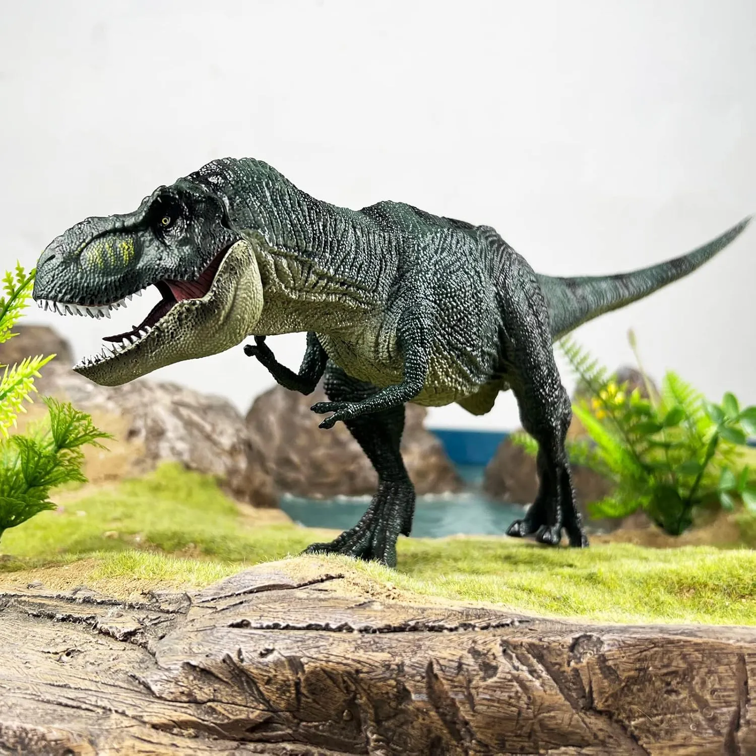 Gemini&Genius Tyrannosaurus Rex Dinosaur Toys- Moveable Jaw- 14 Inches Length-King T-Rex Dinosaur Figurine for Kids Ages 3 Years Old & Up Play & Display