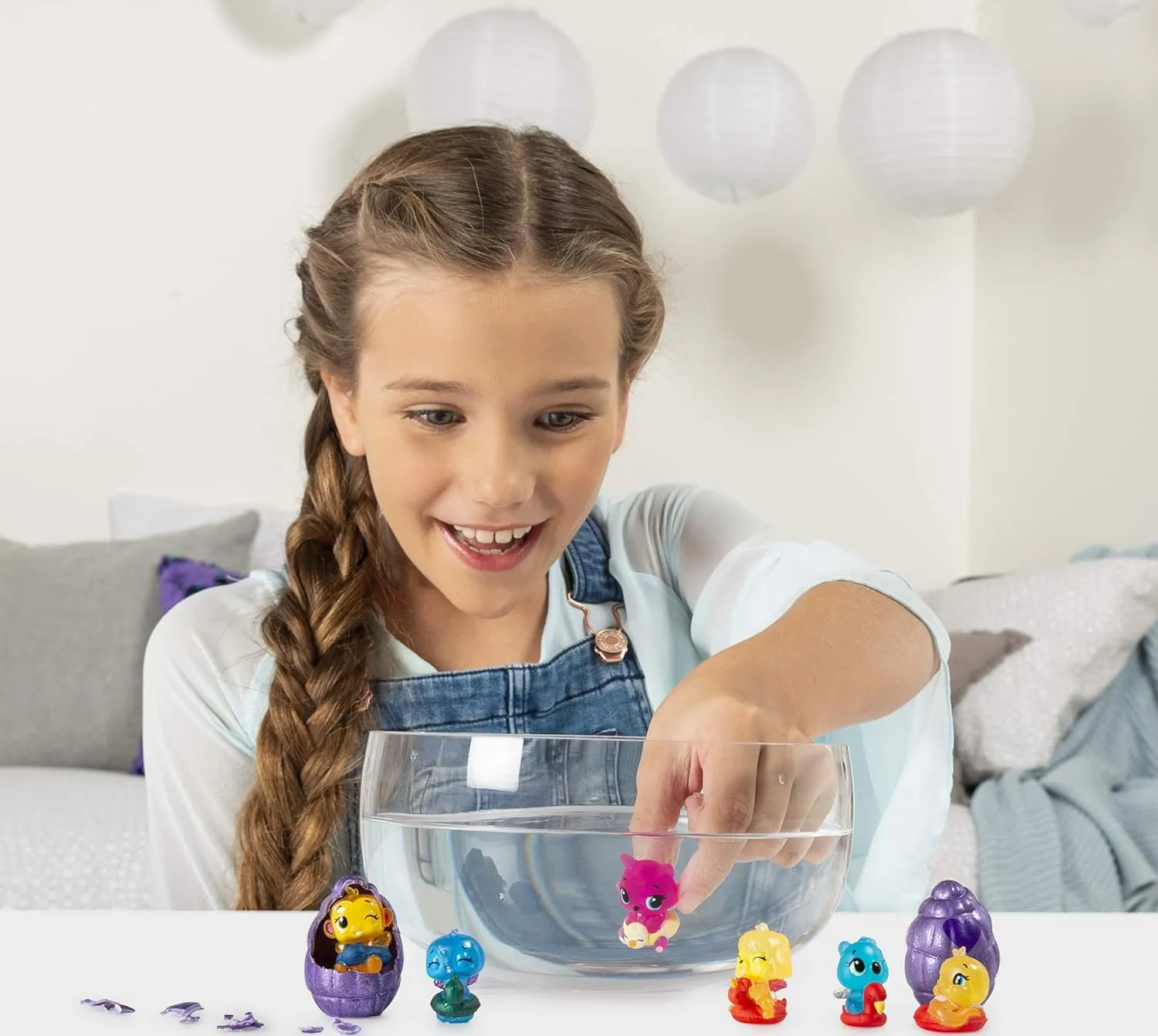 Hatchimals CollEGGtibles, Mermal Magic 12 Pack Egg Carton with Season 5, for Kids Aged 5 and Up (Styles May Vary)