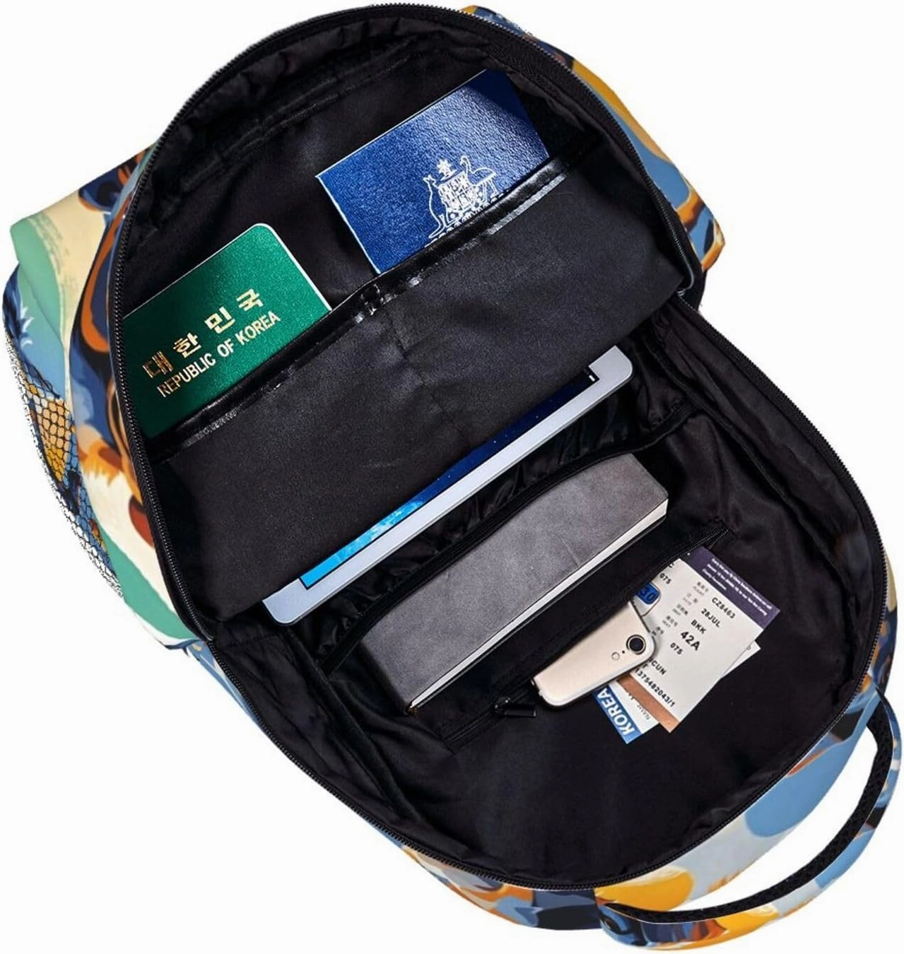 Men Women Lightweight Funny Pet Dogs Art Backpack Large Capacity Bookbag With Smooth Zippers for Gym Business Running