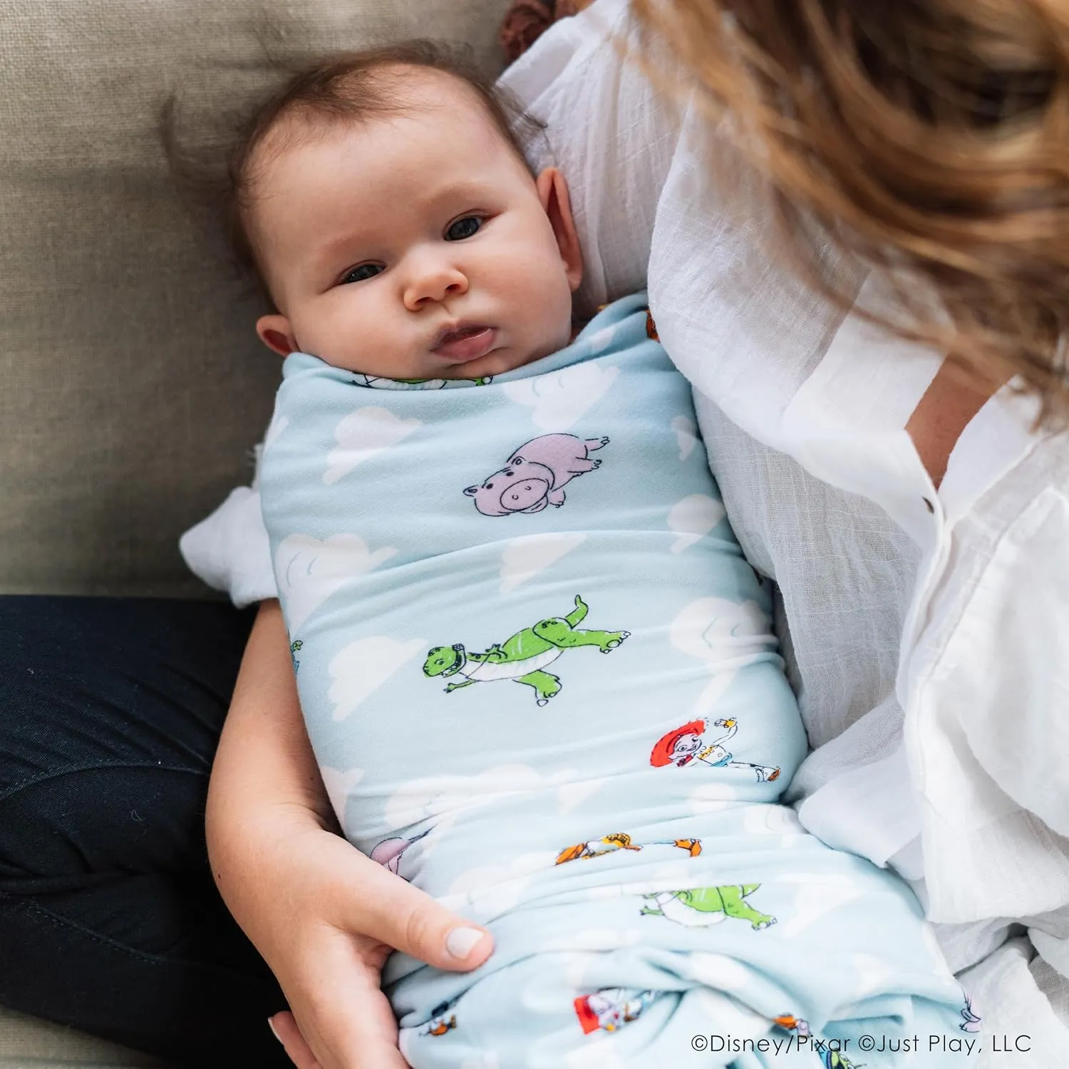 Milk Snob Disney Pixar Baby Boy/Girl Swaddle Blanket, Soft Receiving, Security and Play, Toddler Infant Newborn Bedding, Baby Shower, Baby Registry Gender Neutral Gift (Toy Story) 34 * 34 inches
