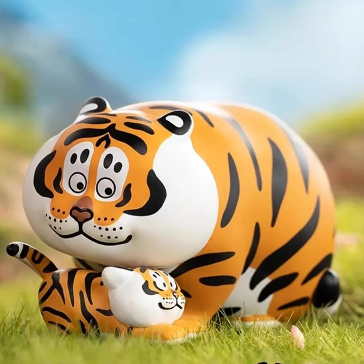 Panghu with Baby Series 2 Series Blind Box Action Figures Mystery Box Cute Random Toys Birthday Gifts Christmas Collectible Toy for Desktop Ornaments, 1PC