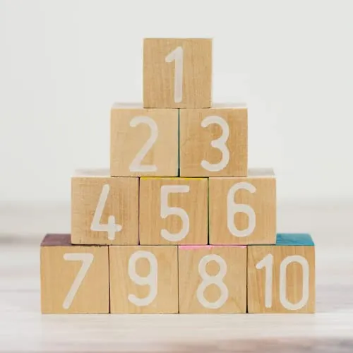 Unfinished Wood Cubes 2-1/2 inch, Pack of 4 Large Wooden Cubes for Wood Blocks Crafts and Decor, by Woodpeckers