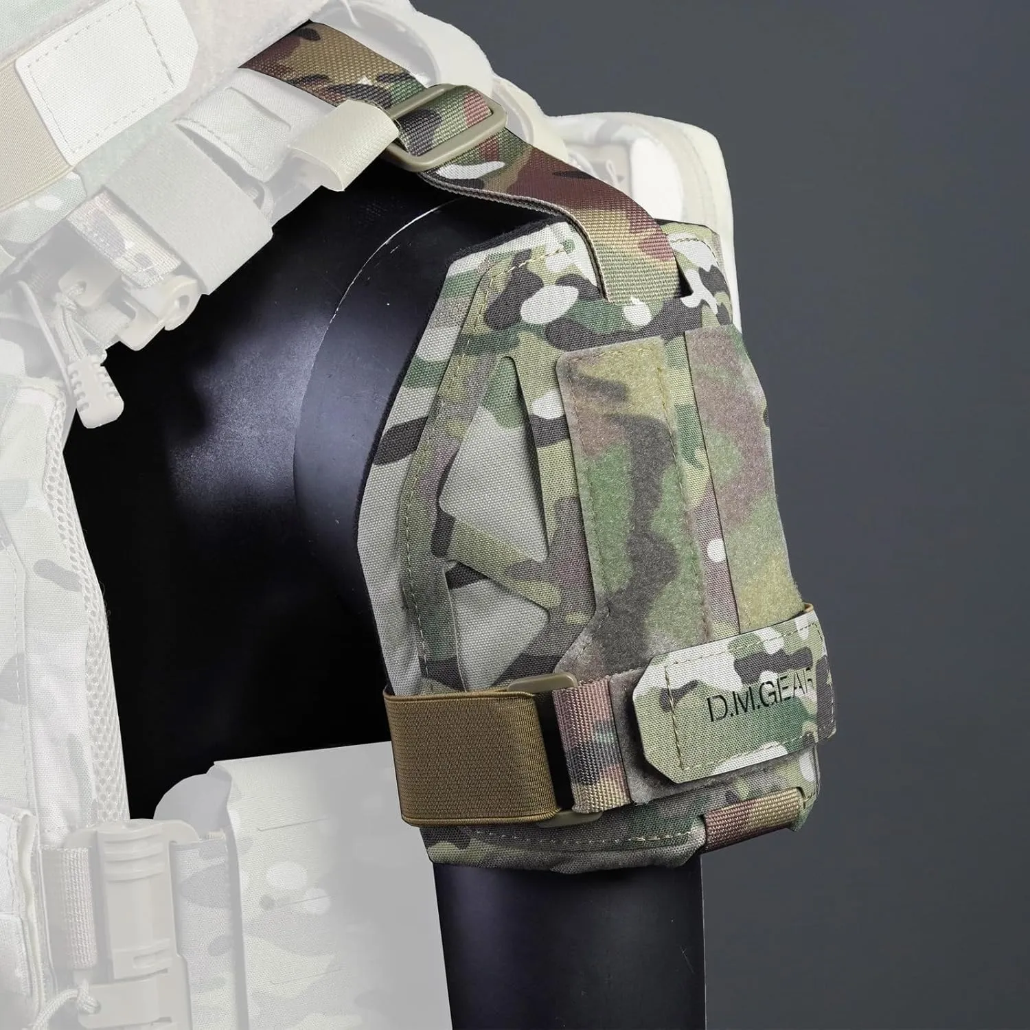 Universal Shoulder Pads Shoulder Armor Tactical Hunting Gear Equipment Vest Accessory Shoulder Protector Molle 500D Nylon,Tactical Body Armor,Shoulder Guard