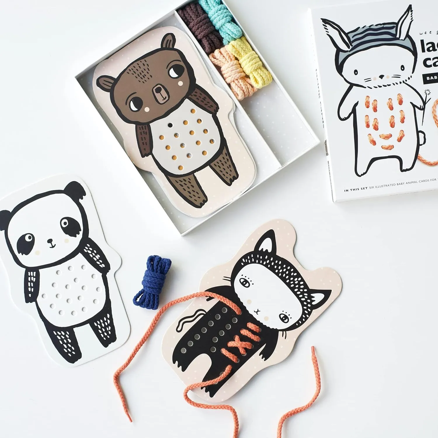 Wee Gallery Baby Animals Lacing Cards, Sewing Board and Travel Game for Toddlers and Preschoolers, Fine Motor Skills Toy, Montessori-Inspired Educational Kids Craft Activity for Ages 3 