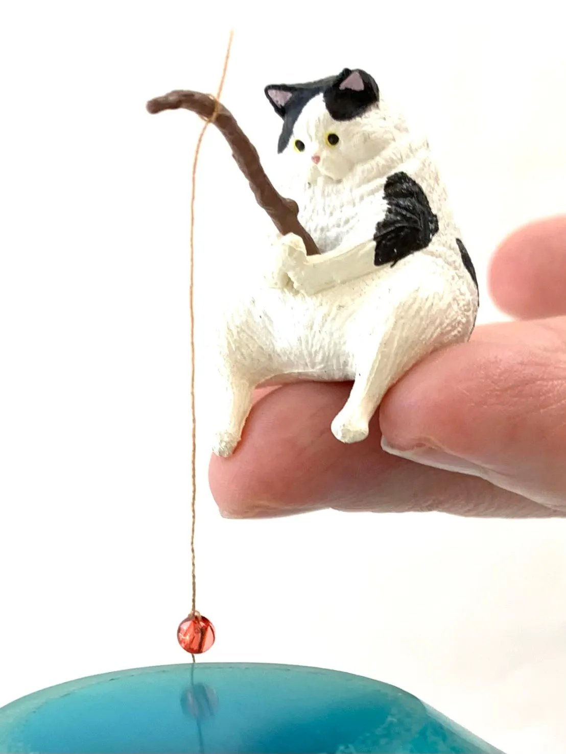 X 70751 FISHING CATS BLIND BOX-DISCONTINUED